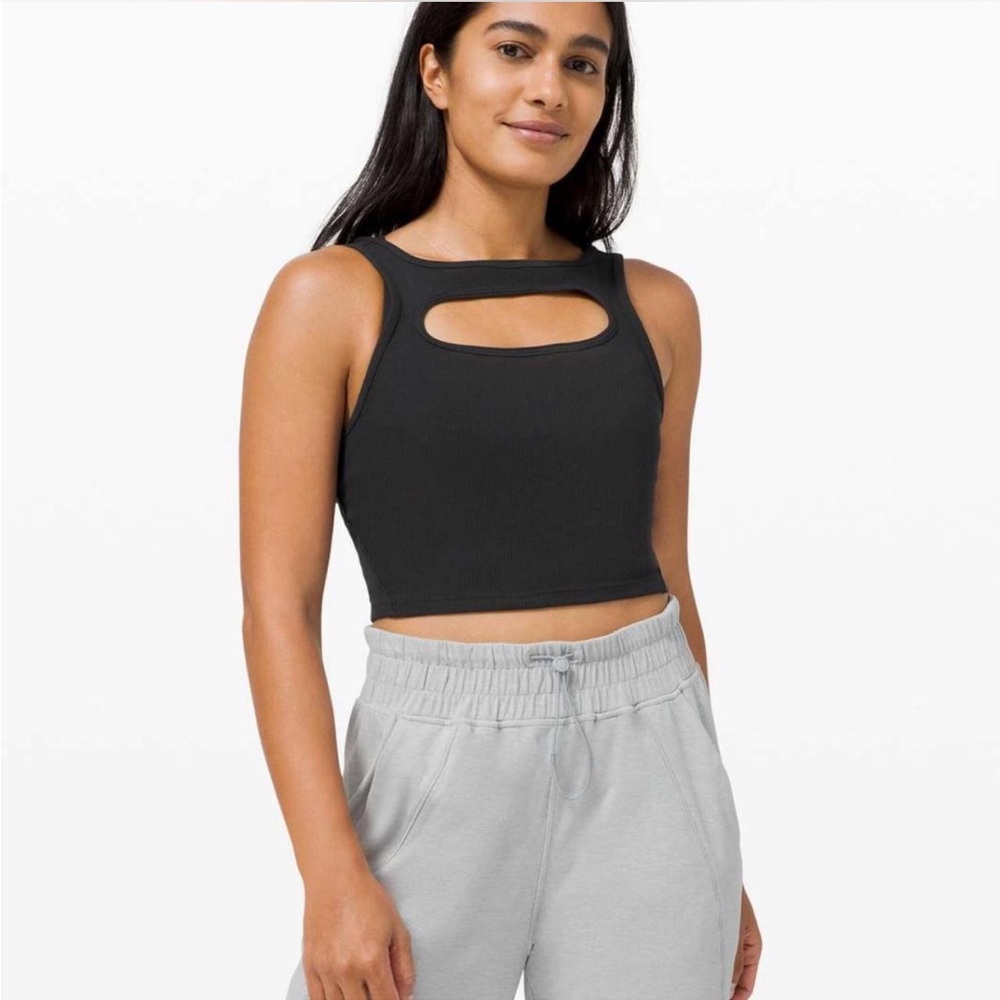 Lululemon LA Black Cutout Crop Tank Top size 4